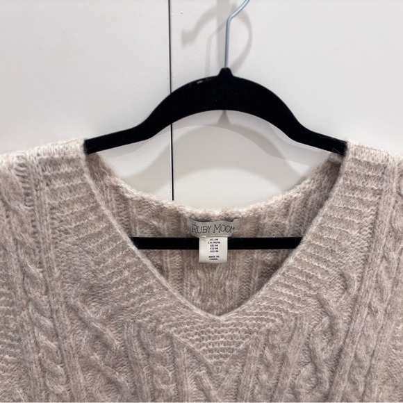 Ruby Moon Tan V-Neck Cable Knit Sweater Vest - Picture 7 of 11